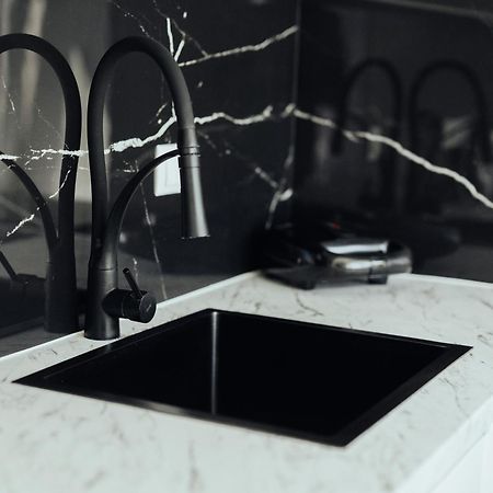 Snow White Center Appartment Liepaja Ngoại thất bức ảnh